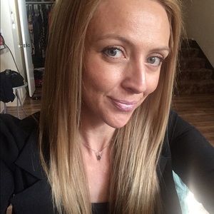 Meet your Posher, Pamela